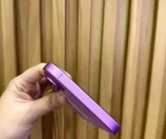 iPhone 16 très bon prix 250