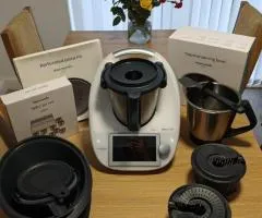 Vorwerk Thermomix TM6 blanc étincelant occasion grade A - lot avec accessoires