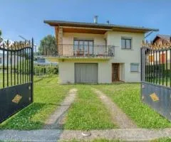 Maison 4 pièce(s) 160 m2. Idéalement située en bout d'impasse dans le secteur recherché