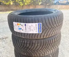 À vendre pneu
