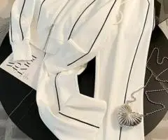 vêtements femme et basket - 2